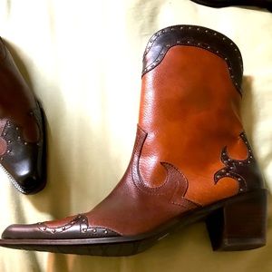 Stuart Weitzman Boots cowboy style vintage boots